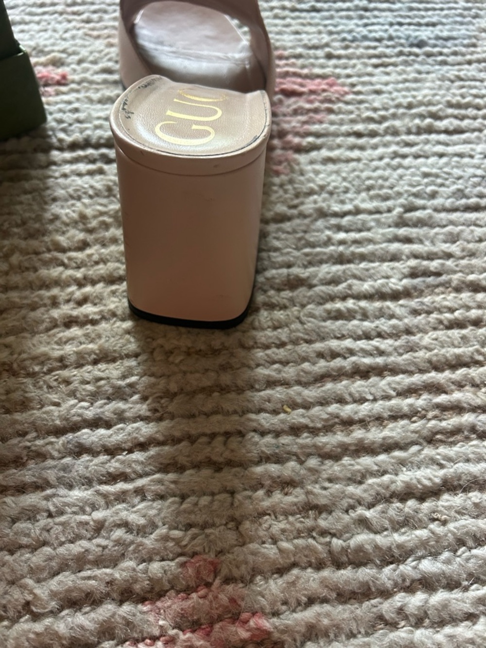 Gucci Pink Leather Platform Mules - Picture 6 of 6
